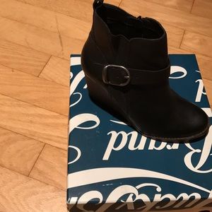 Lucky Brand wedge booties